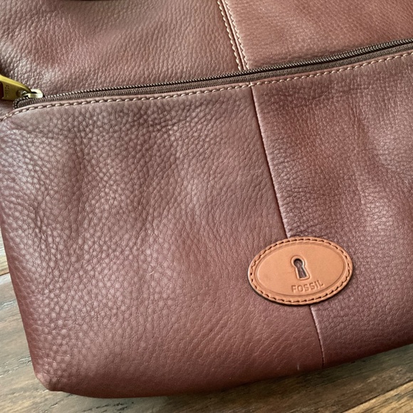 Fossil crossbody purse handbag, pebbled leather brown, great condition - Picture 4 of 16